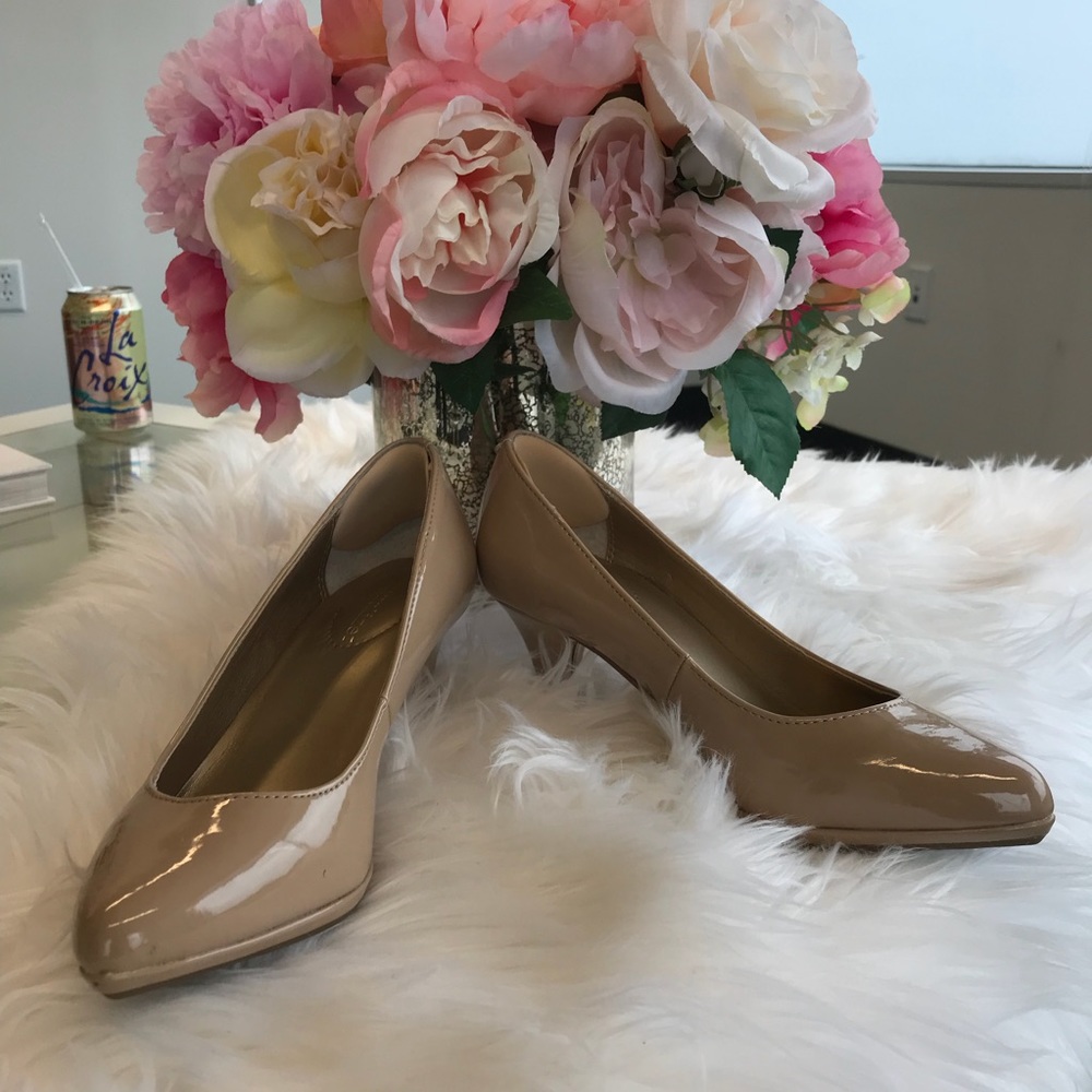 Naturalizer Nude Pumps View 2